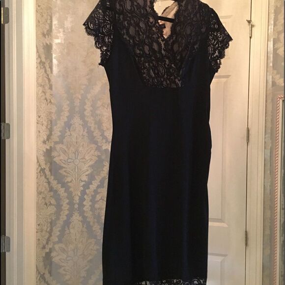 NICOLE MILLER Designed This Dress - Picture 1 of 8